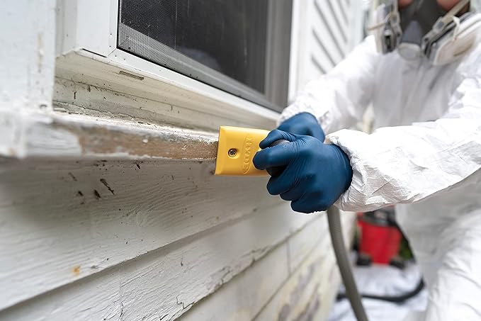 Hyde Dust-Free Scraper Attaches to Wet/Dry Vacuums to Remove Paint Chips, Dust, and Debris While Scraping, Included Replaceable 2.5 Inch Carbide Scraping Blade, Removeable Pull Knob with Hammer Head