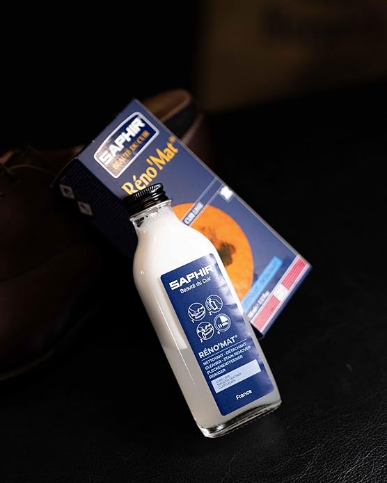 SAPHIR BEAUTÉ DU CUIR Renomat Cleaner - Prepares Leather - Removes Polishes, Waxes and dirt - Made in France - 100 mL