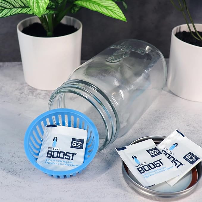 Integra Boost 2-Way Humidity Control Pack - Preserve Flavor & Control Humidity at 62% RH - Moisture Absorber for Herbs, Spices & More - 4 Gram (Pack of 6)
